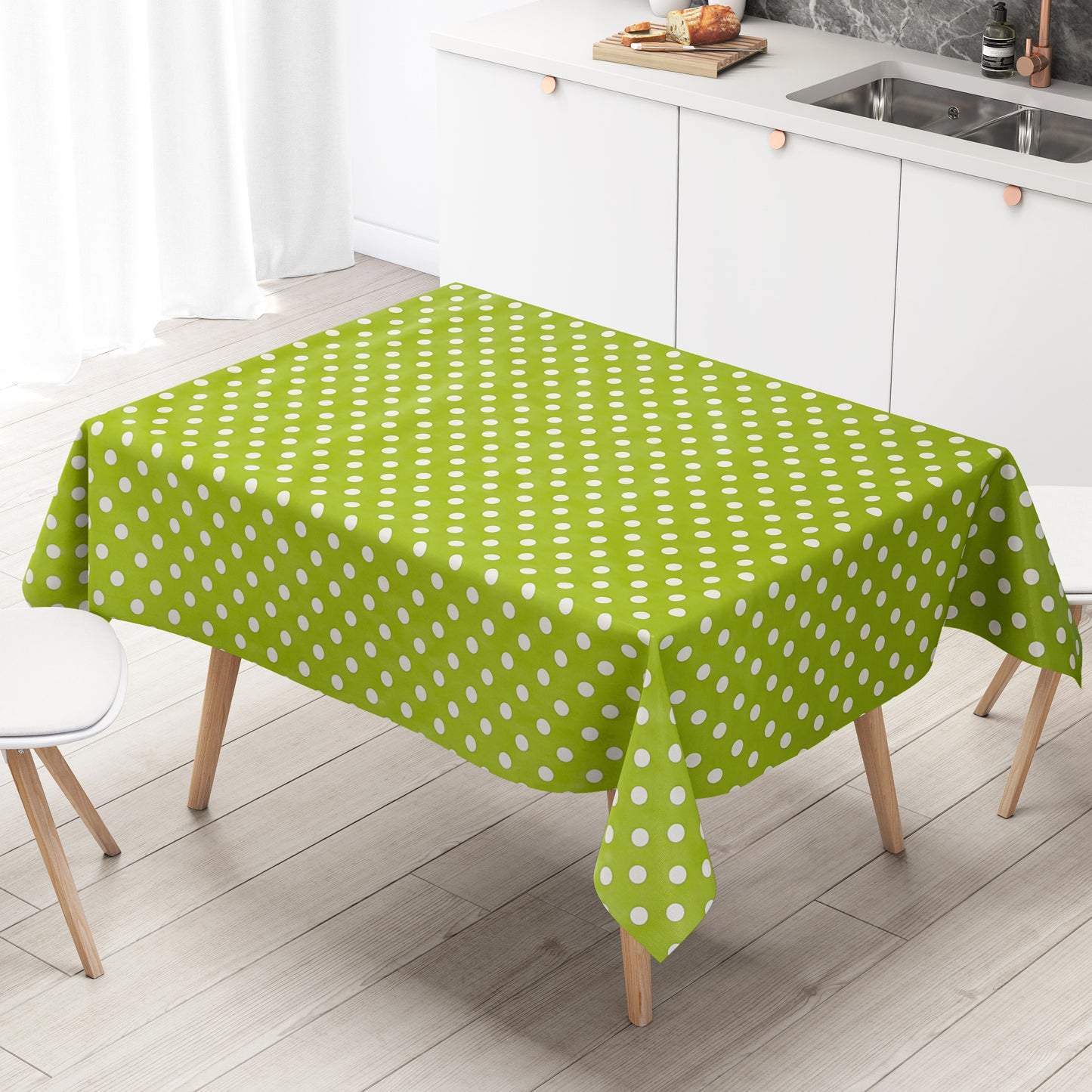 Nappe toile cirée 01150-05 pois blancs sur pois verts carrée ronde ovale
