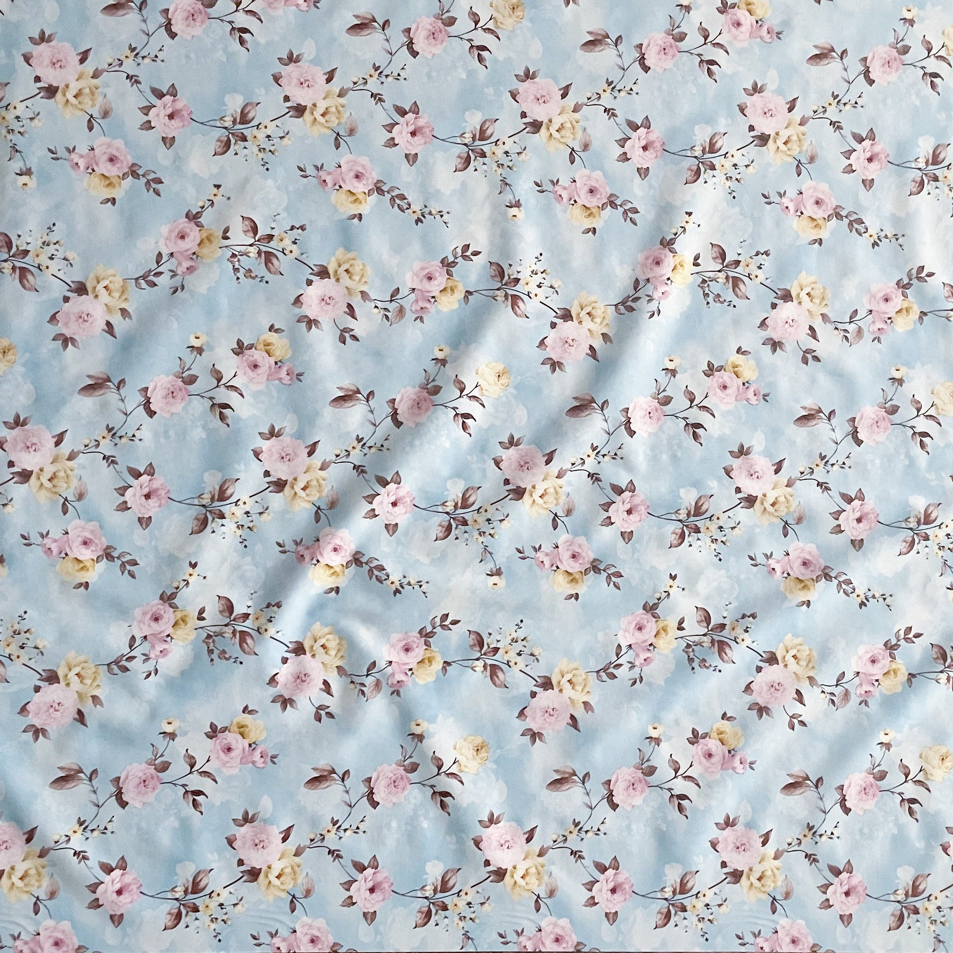 Wachstuch Tischdecke Rosenblüten hellblau