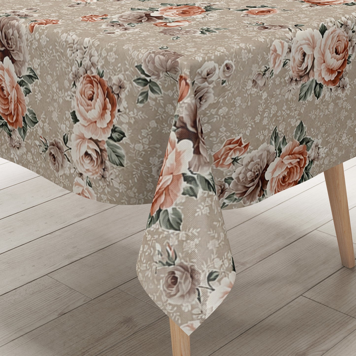 Wachstuch-Tischdecke mit romantischem Rosenmuster auf taupefarbenem Hintergrund. Große Blüten in Rosé-, Apricot- und Cremetönen sowie zarte Blätter verleihen dem floralen Design einen eleganten Vintage- und Landhausstil.