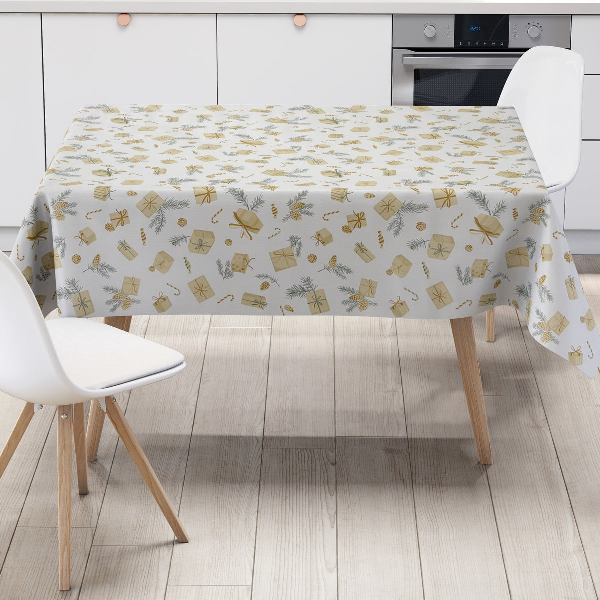 weihnachtliche Wachstuch Tischdecke mit Geschenken und Tannenzapfen auf beige