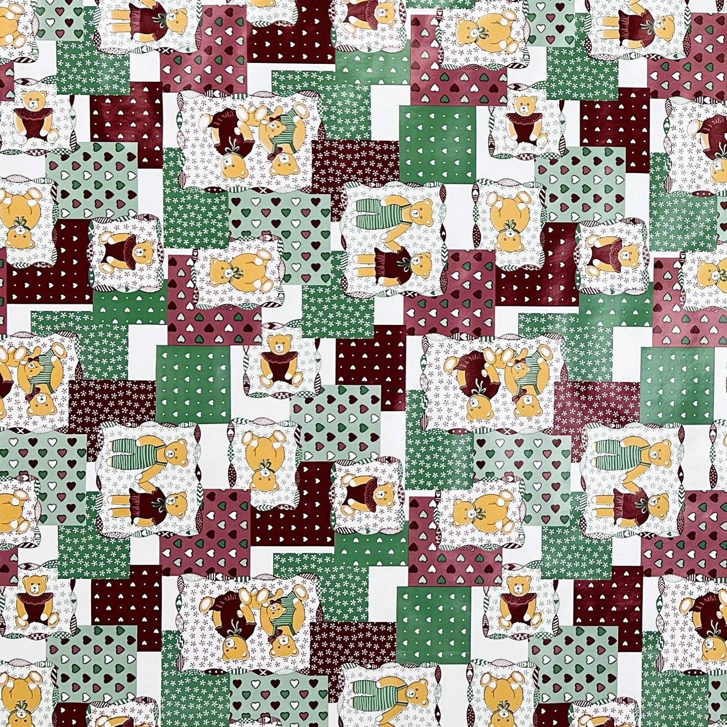 Nappe toile cirée 4068-01 motif enfant teddy vert rouge carrée ronde ovale