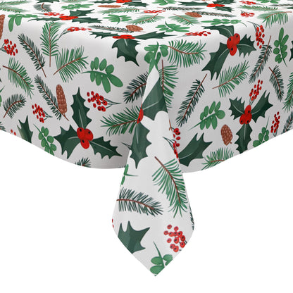 Weihnachtliche Wachstuch-Tischdecke auf weißem Hintergrund mit Tannenzweigen, Tannenzapfen, grünen Blättern und roten Beeren in einem leichten, natürlichen Muster.