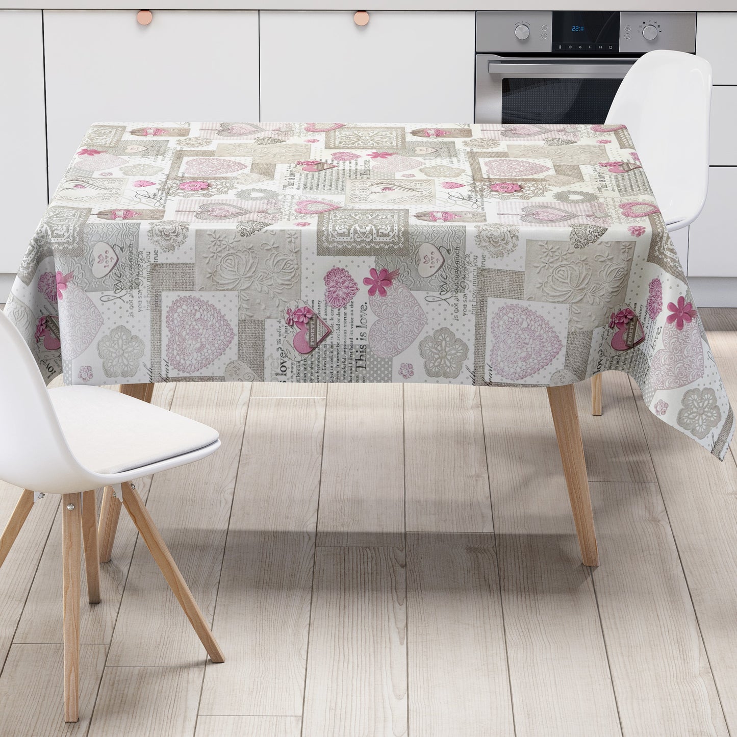 Nappe en toile cirée C146061 rose LOVE coeurs carré rond ovale vendue au mètre