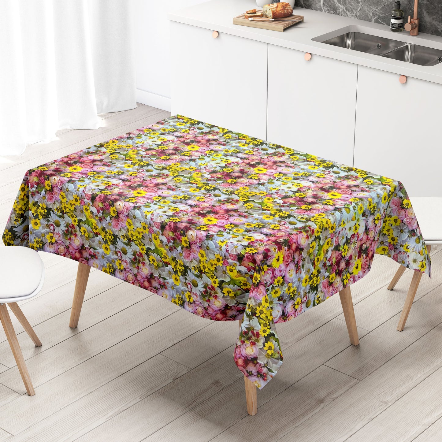 Oilcloth roll sold by the meter roll E190 roses flowers