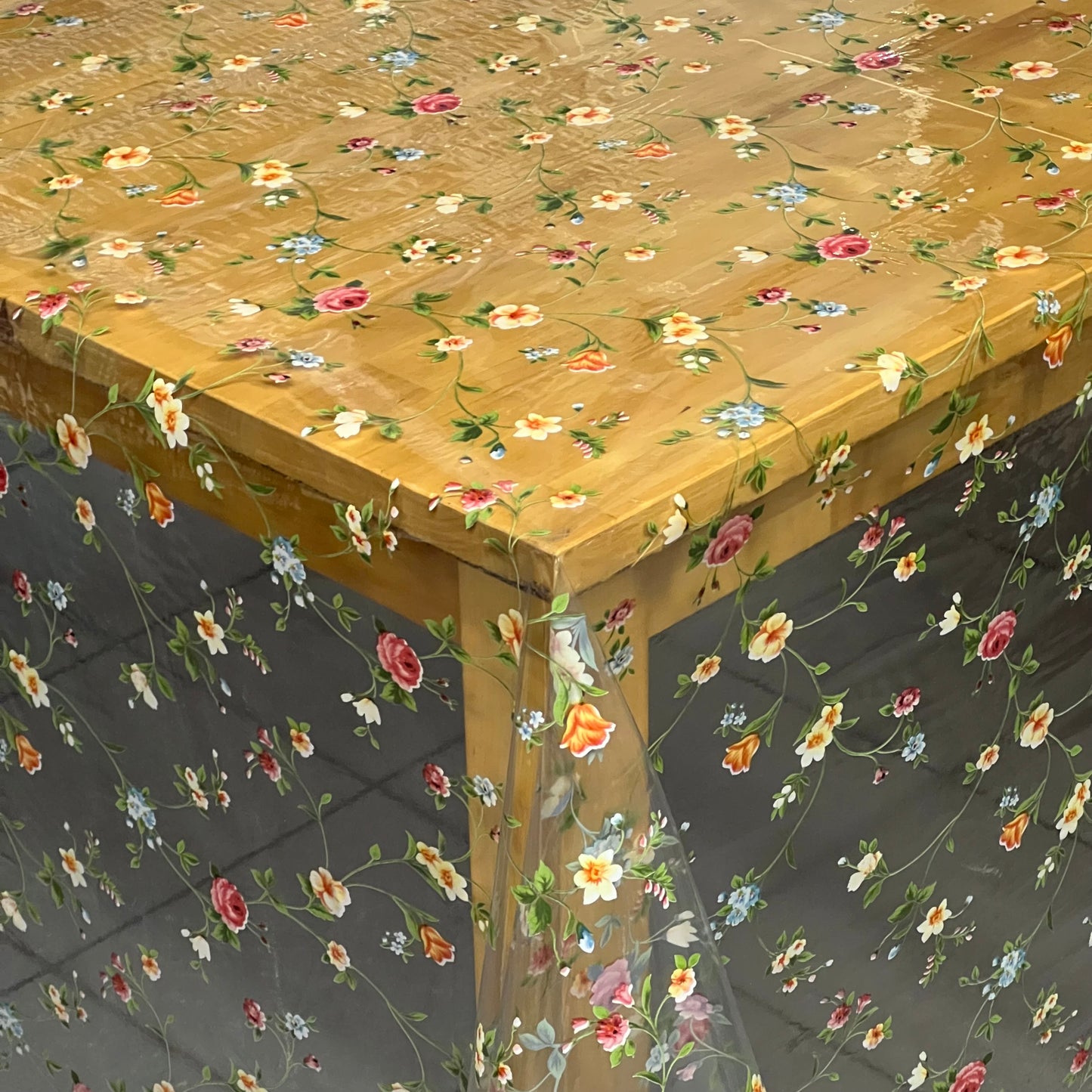 Nappe en feuille de table transparente cristal clair TF672-1 fleurs 0,15 mm 150 my épaisseur