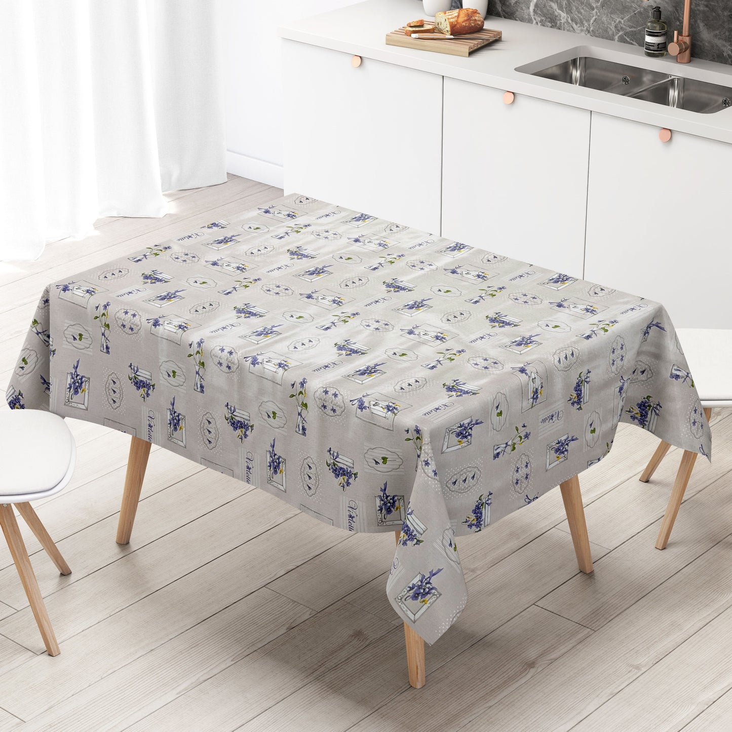 Nappe en toile cirée B9027-01 lilas violet fleurs carrée ronde ovale