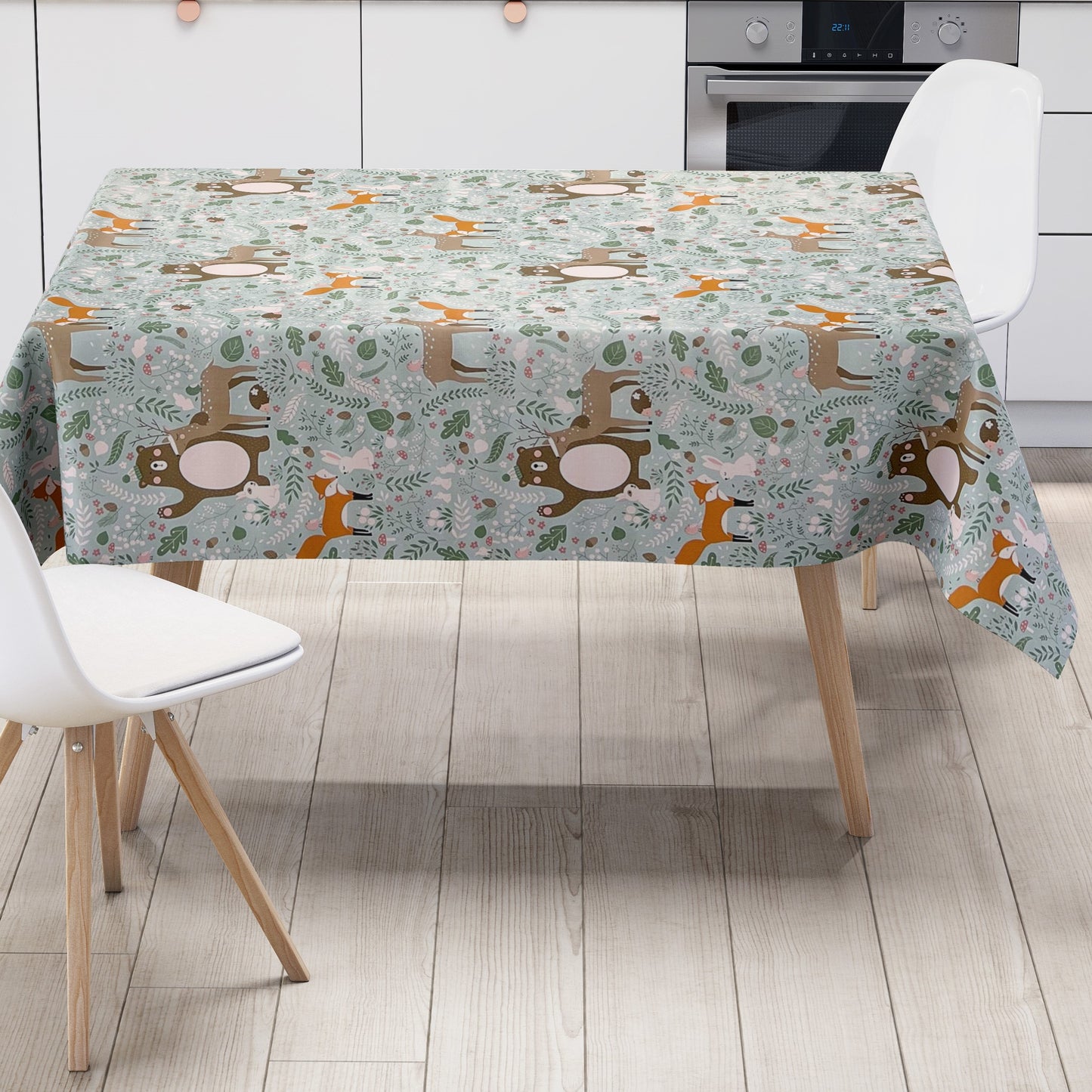 Nappe en toile cirée K150133 motif enfant renard cerf ours conte de fées carré rond ovale